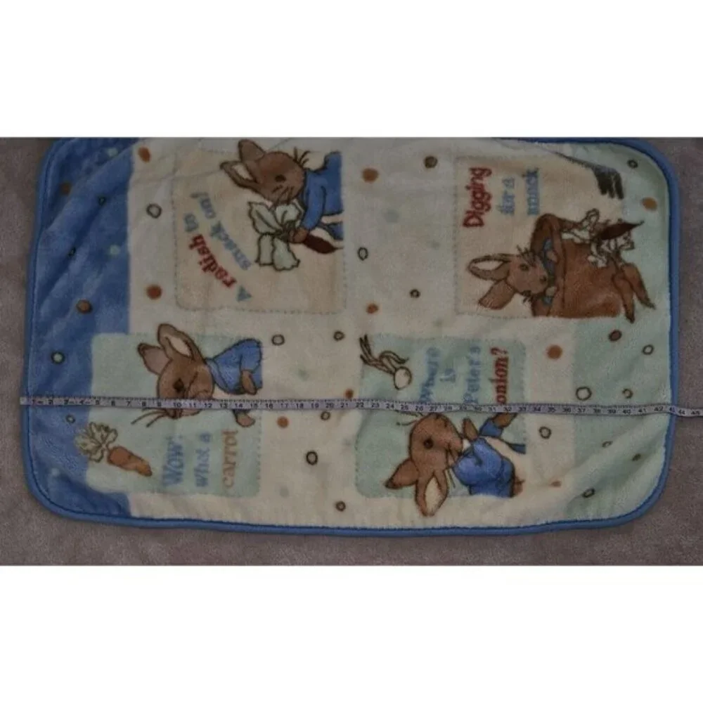 Beatrix Potter Peter Rabbit Baby Blanket 30x45 Acrylic Carrot Radish Crown Craft